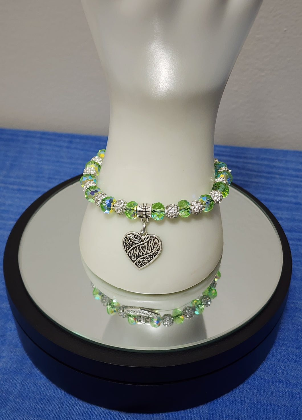 Love Mom - Handmade Bracelet