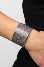 Load image into Gallery viewer, Rosey Wrap Up - Silver Bracelet

