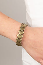 Load image into Gallery viewer, Hearts Galore⁃Brass Bracelet
